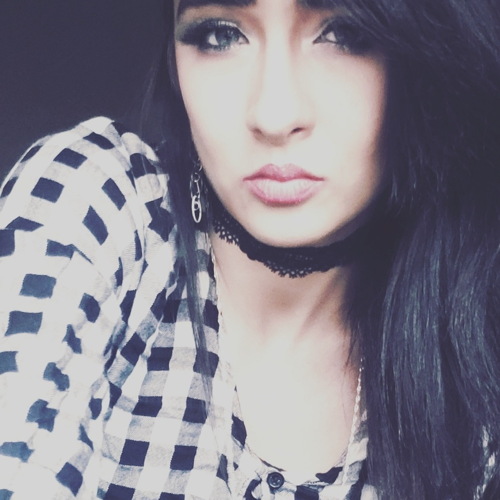 Meet your Posher, Denai